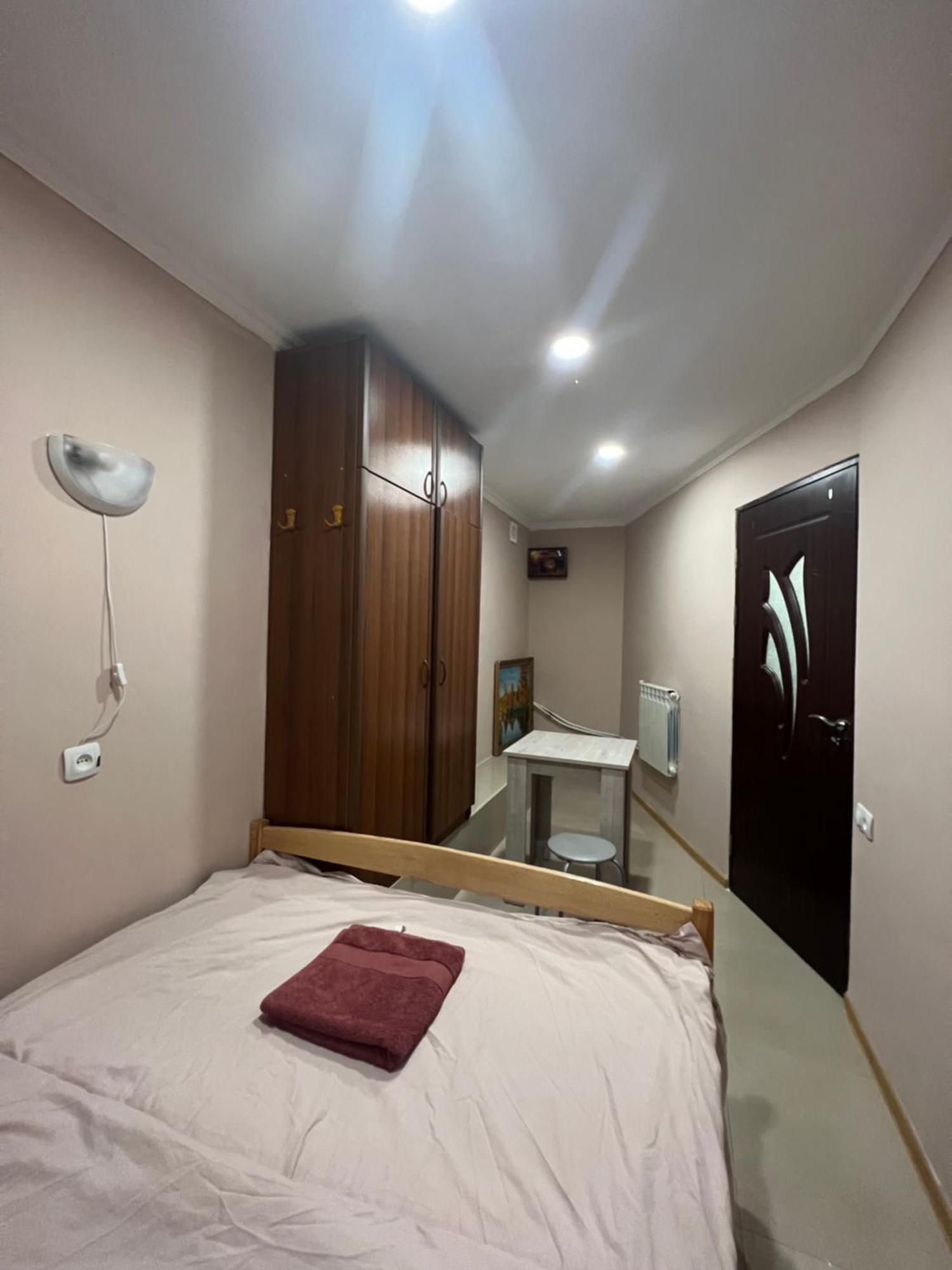Pushkiin Hotel เยเรวาน ภายนอก รูปภาพ